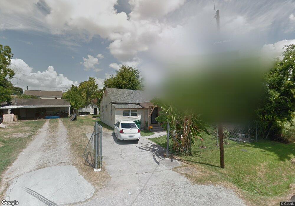 7815 Easton St, Houston, TX 77017 - photo 1