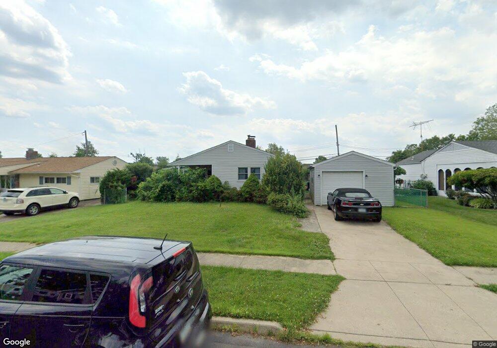 67 Gamewood Rd, Levittown, PA 19057 - photo 1