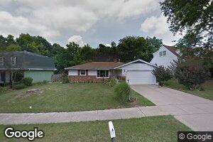 3347 W Saymore Ln, Peoria, IL 61615
