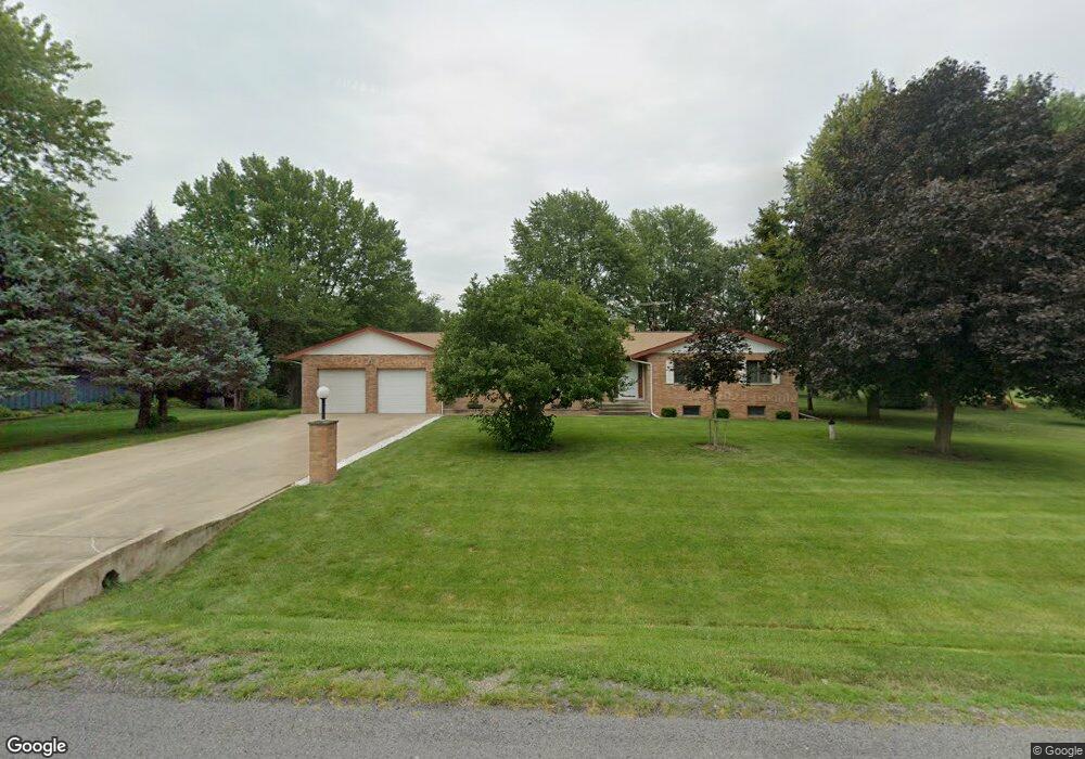 8200 N Blackbridge Rd, Edwards, IL 61528 - photo 1