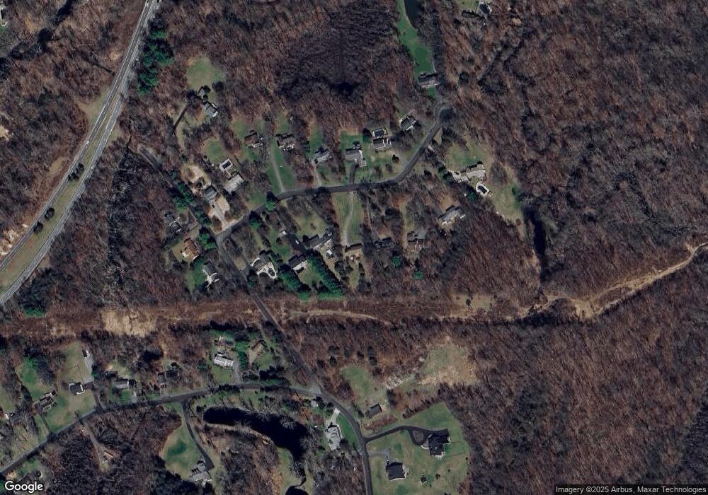 124 Wilmont Ct, Hopewell Junction, NY 12533 - photo 1