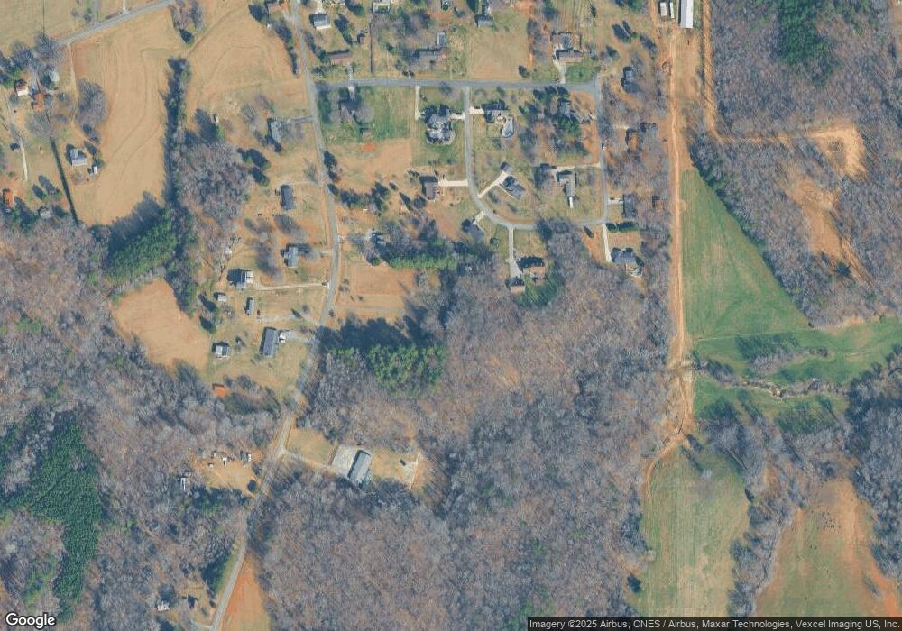 155 Duck Creek Rd, Statesville, NC 28677 - photo 1