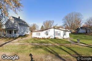 108 Park St, Garwin, IA 50632