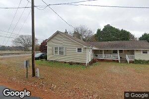 305 E Pine St, Pine Level, NC 27568