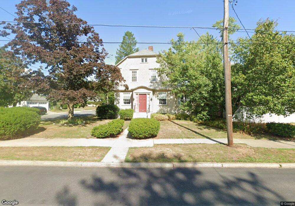 1104 Narragansett Blvd, Cranston, RI 02905 - photo 1