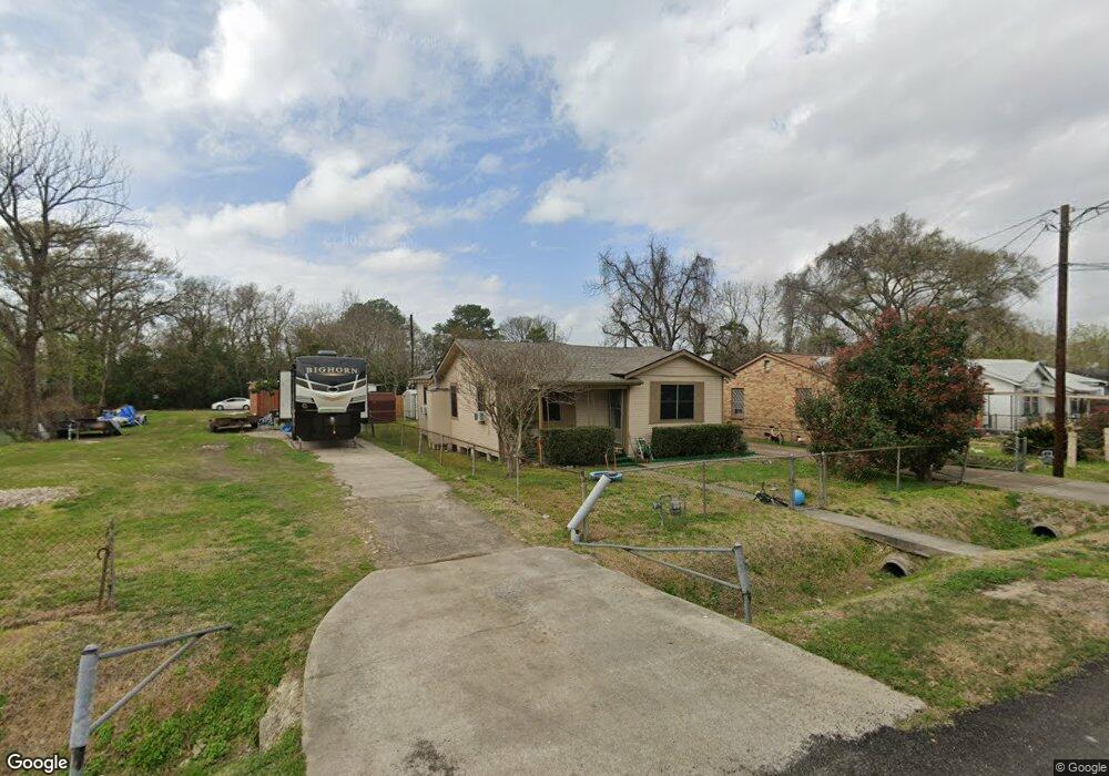 7721 James Franklin St, Houston, TX 77088 - photo 1