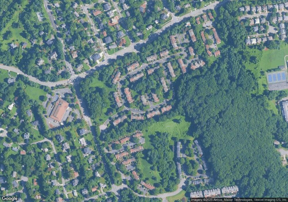 2084 Gillen Ln, Falls Church, VA 22043 - photo 1