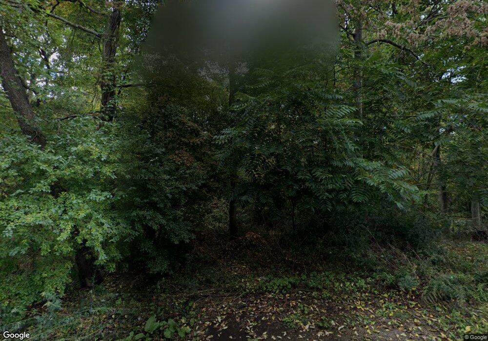 13 Elm Rd, Lake Peekskill, NY 10537 - photo 1