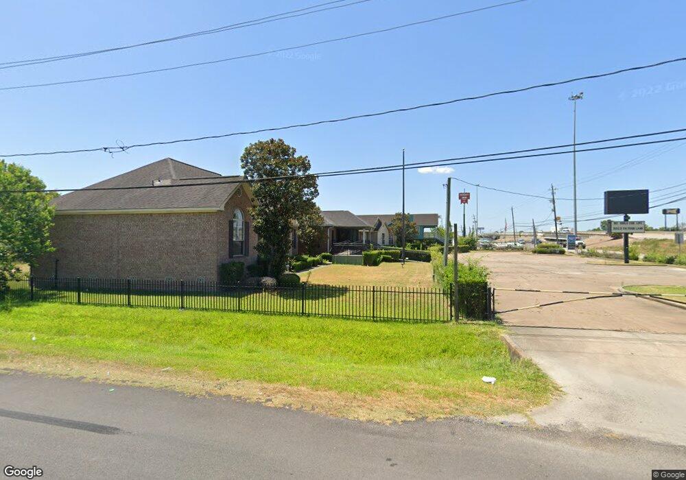 9422 North Fwy, Houston, TX 77037 - photo 1