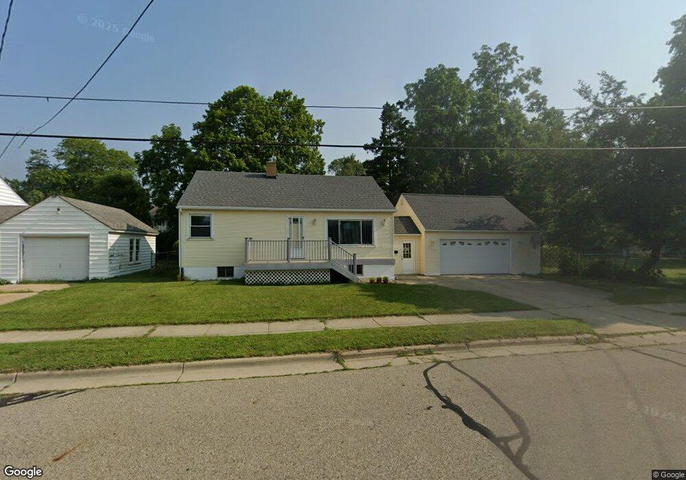 210 W Kent St, Grand Ledge, MI 48837 - photo 1
