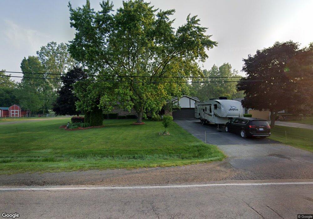 5243 E Carpenter Rd, Flint, MI 48506 - photo 1