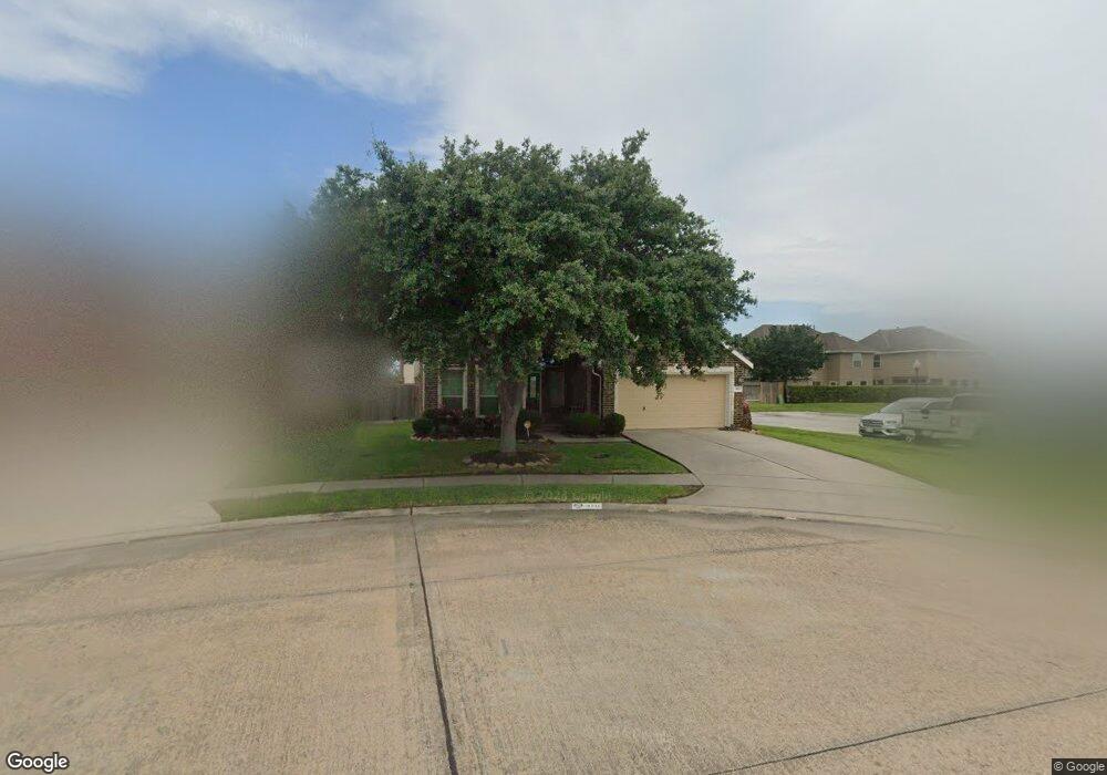 4711 Lake Line Ct, Alvin, TX 77511 - photo 1