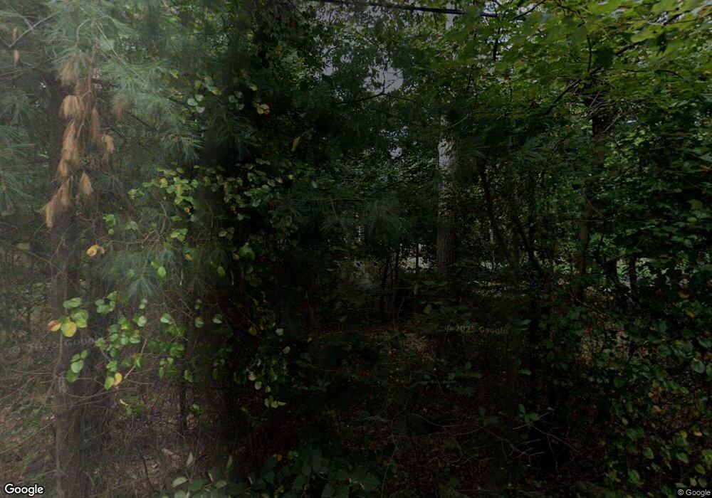 239 Leavitt St, Hingham, MA 02043 - photo 1