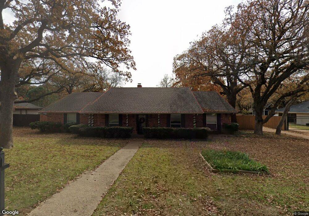 910 Lynhurst Ln, Denton, TX 76205 - photo 1