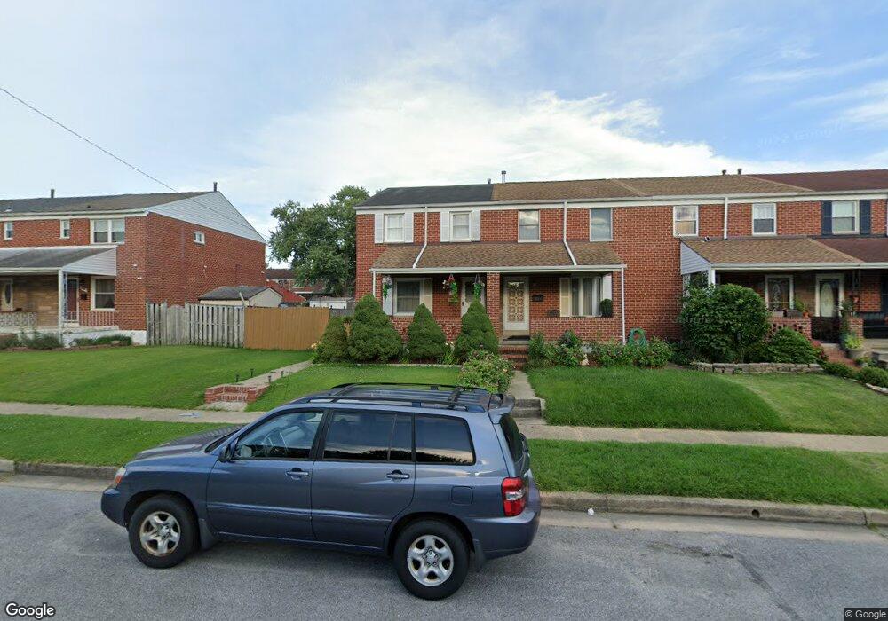 913 Foxcroft Ln, Essex, MD 21221 - photo 1