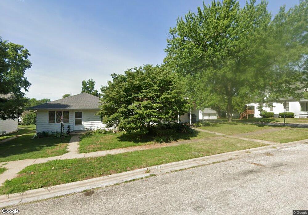 403 Willard Ave, Lincoln, IL 62656 - photo 1