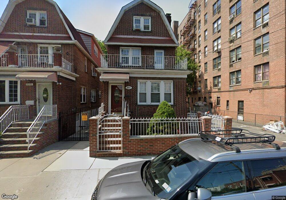 3647 Corlear Ave, Bronx, NY 10463 - photo 1