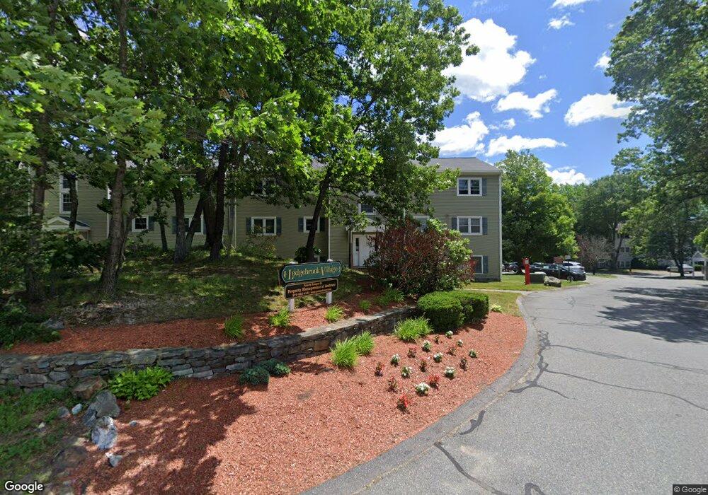 373 Aiken Ave unit 13, 373, Lowell, MA 01850 - photo 1