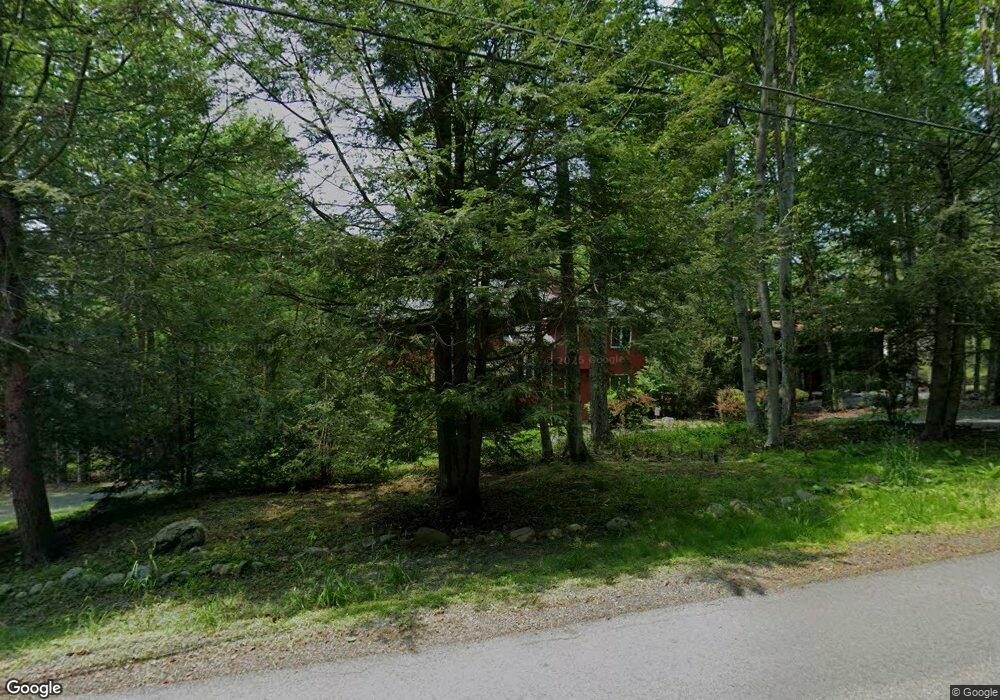 2428 Overlook Ln, Pocono Pines, PA 18350 - photo 1
