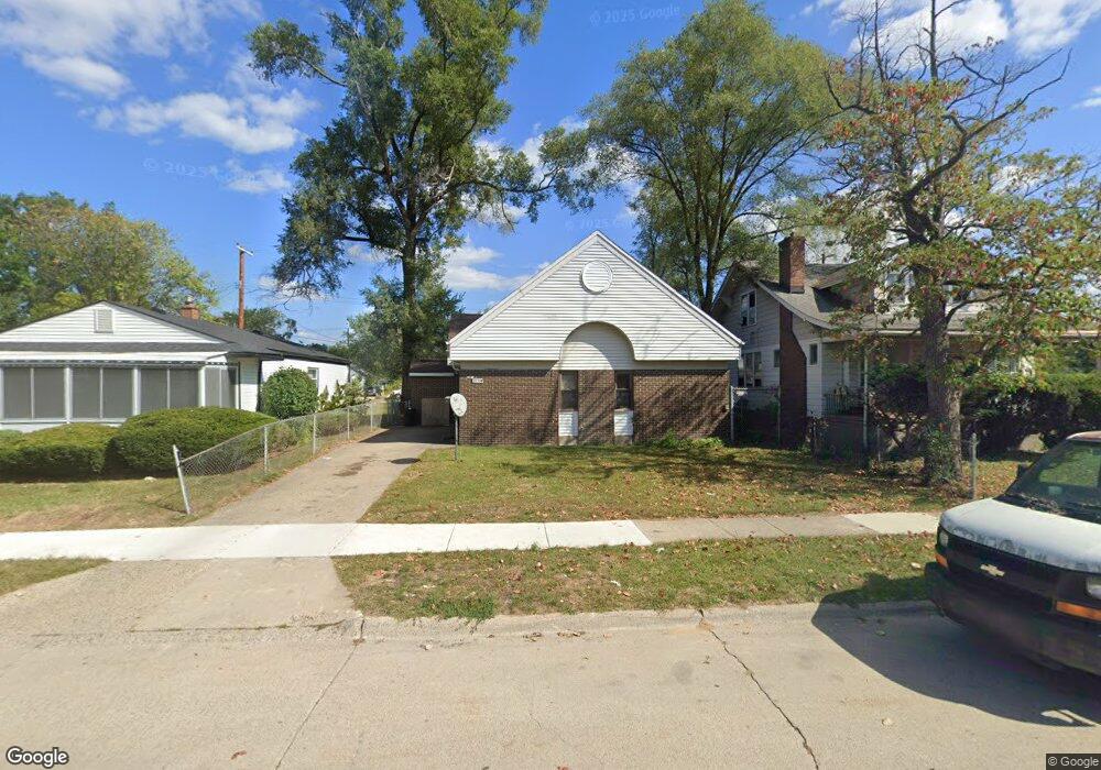 21314 Garden Ln, Ferndale, MI 48220 - photo 1