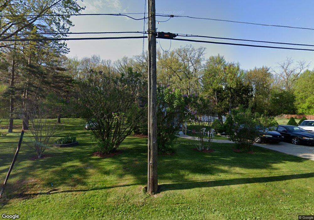 1176 Lincoln Dr, Flint, MI 48507 - photo 1