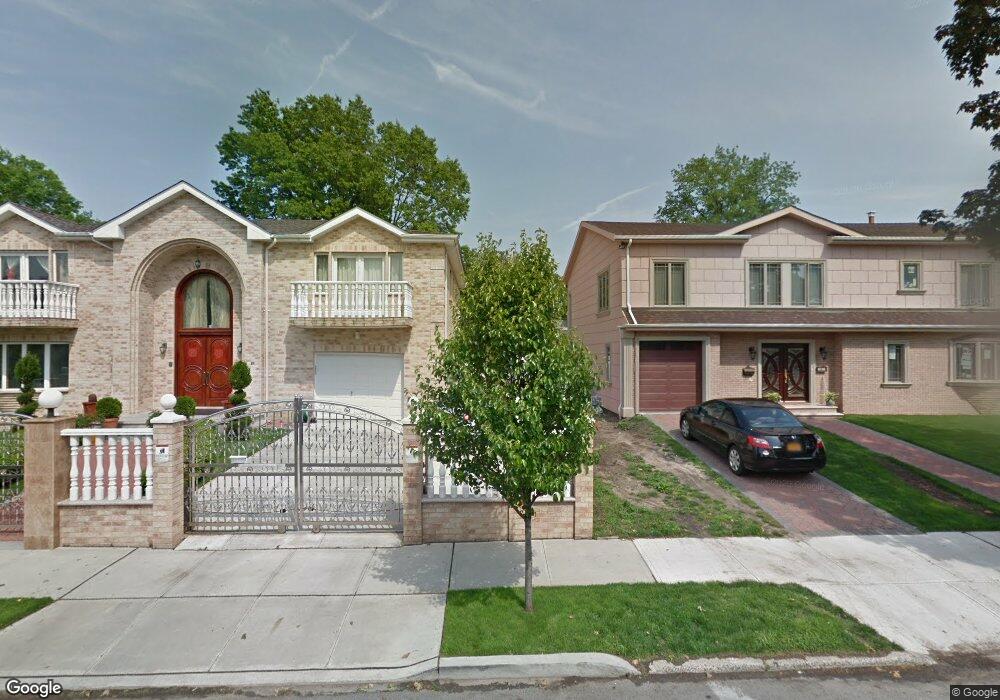 67-31 Utopia Pkwy, Fresh Meadows, NY 11365 - photo 1