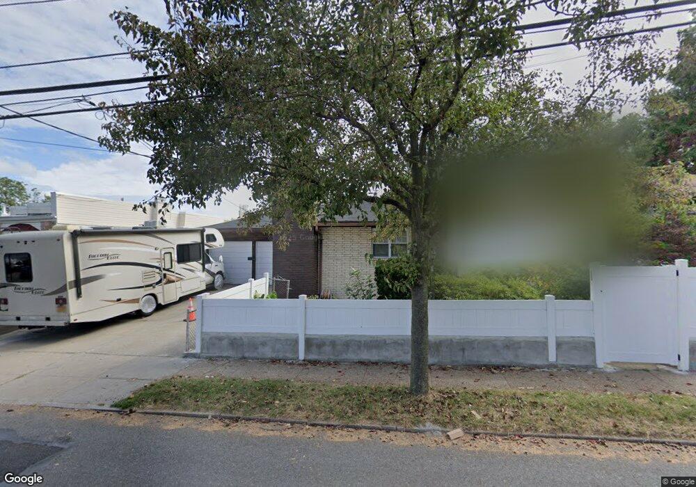 81-39 168th St, Fresh Meadows, NY 11365 - photo 1