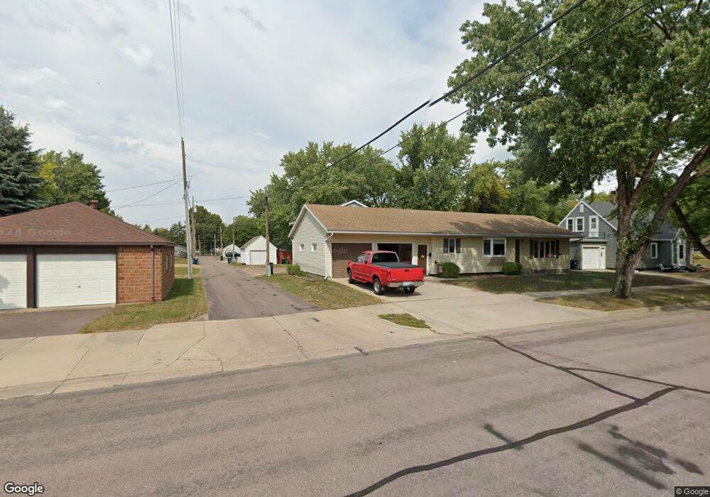 1111 N State St, New Ulm, MN 56073 - photo 1