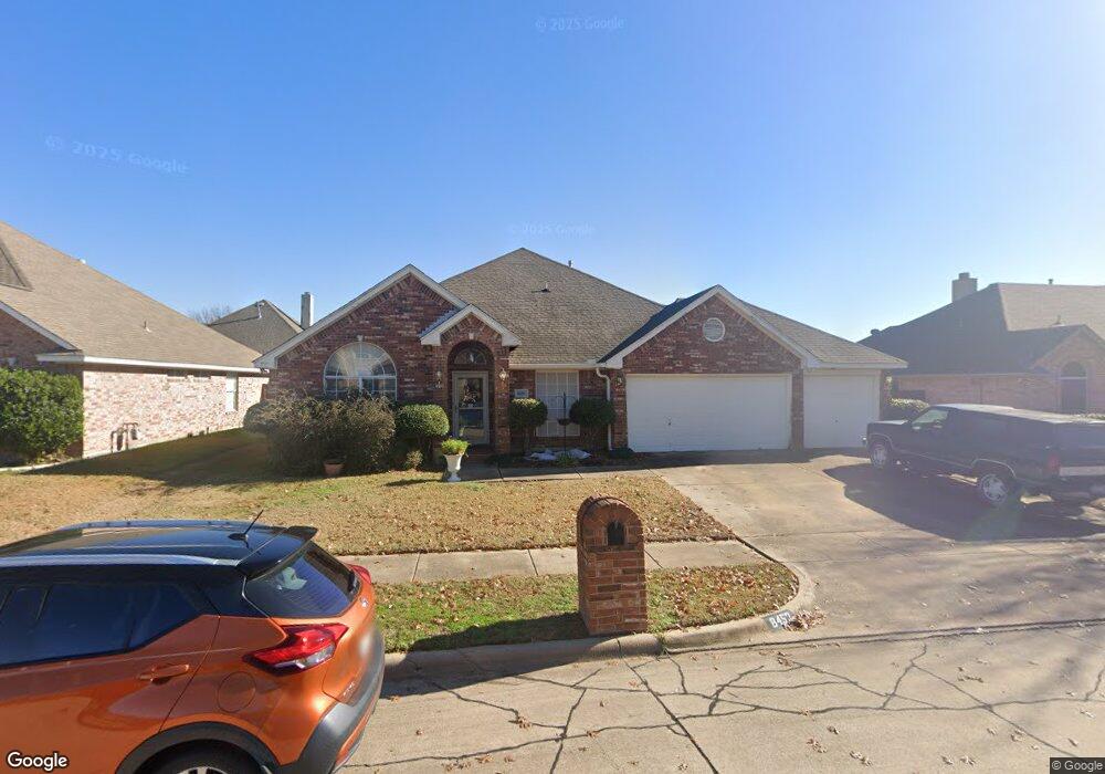 8452 Emerald Cir, North Richland Hills, TX 76180 - photo 1