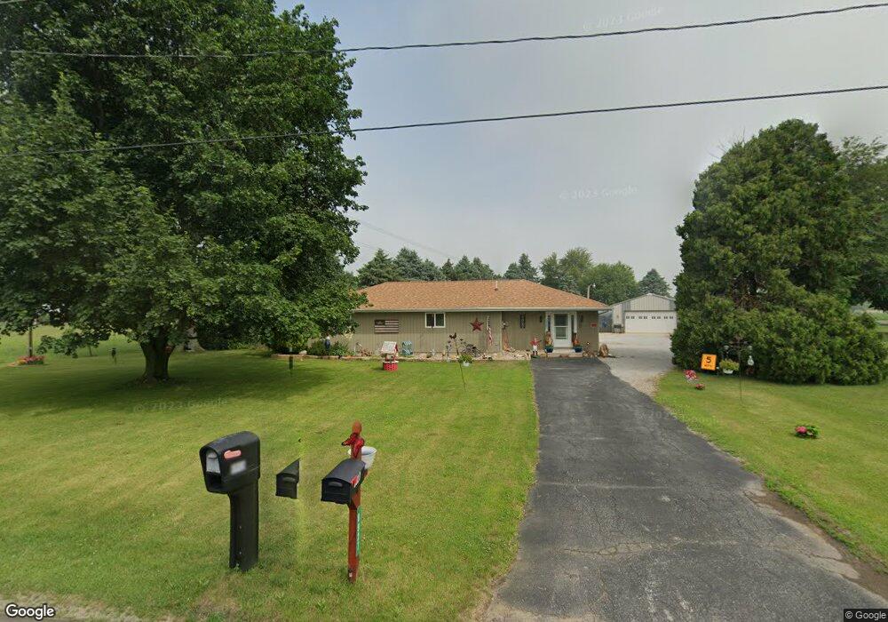 8927 E Chicago Rd, New Carlisle, IN 46552 - photo 1