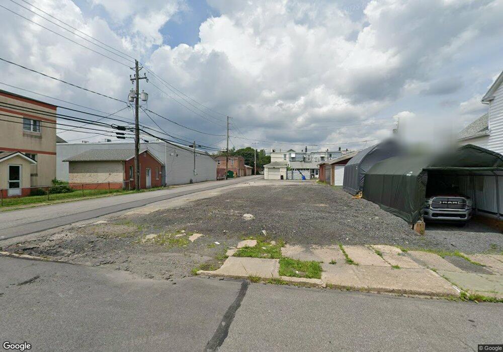 321 Carleton Ave, Hazleton, PA 18201 - photo 1