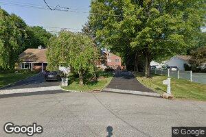12 Roy Place, Valhalla, NY 10595