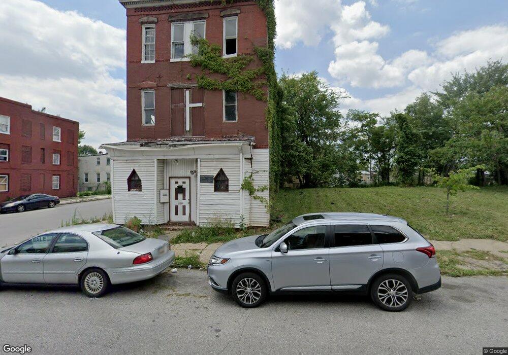 1402 N Mount St, Baltimore, MD 21217 - photo 1