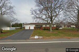 5 Laflin Rd, Pittston, PA 18640