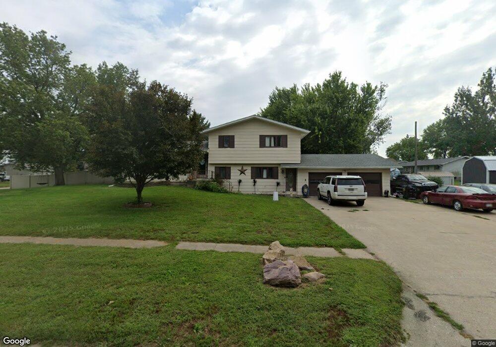 203 Maple St, Onawa, IA 51040 - photo 1