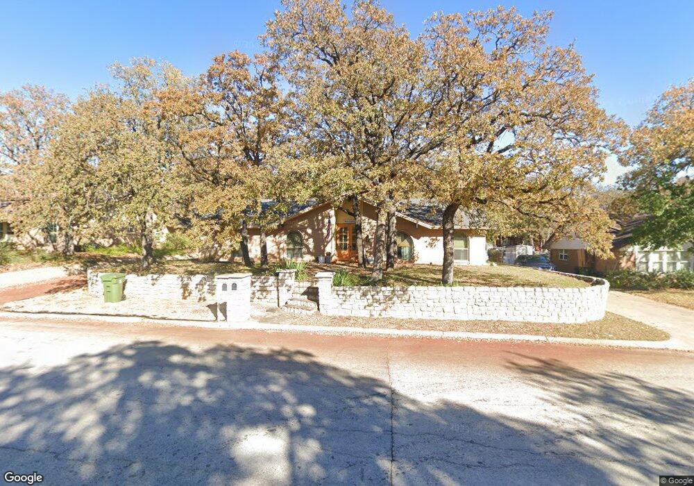 2836 Hurstview Dr, Hurst, TX 76054 - photo 1