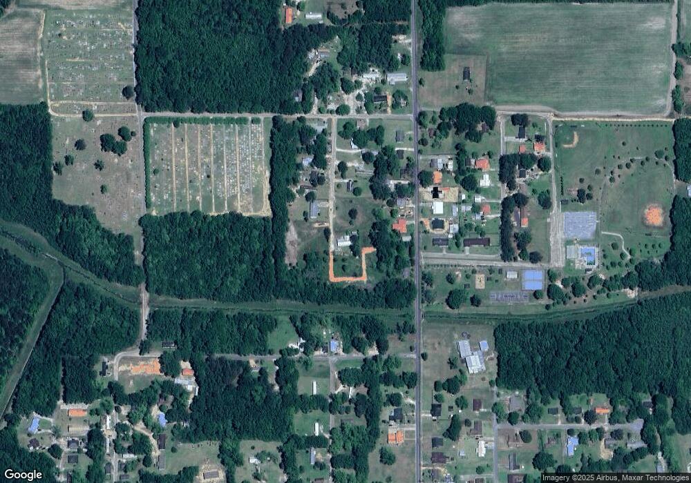 724 Johnson St, Atmore, AL 36502 - photo 1