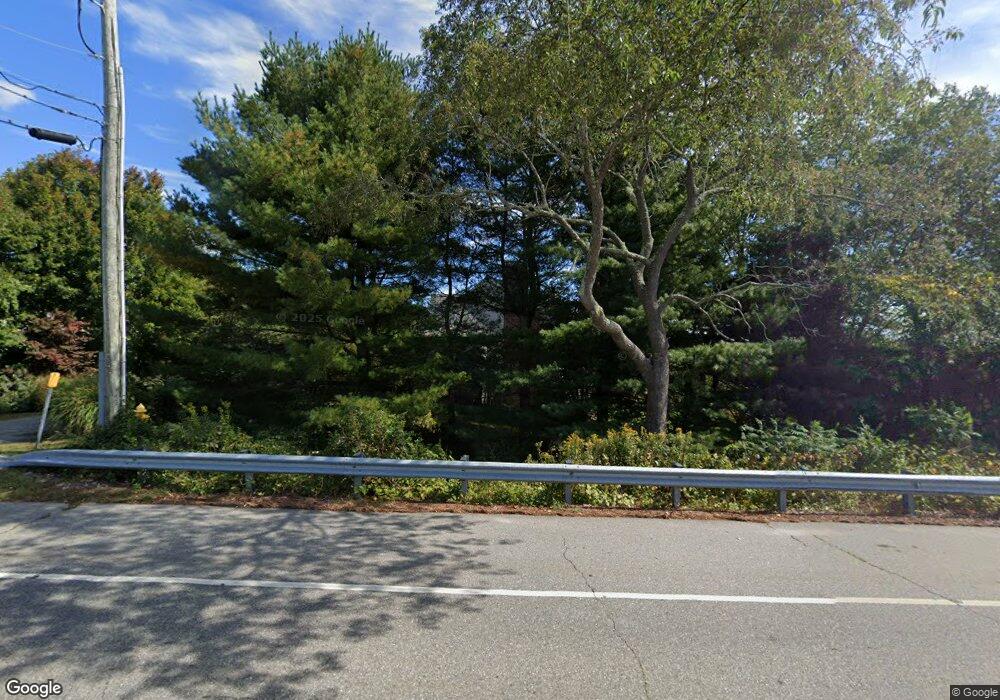 824 Groton Long Point Rd, Groton, CT 06340 - photo 1