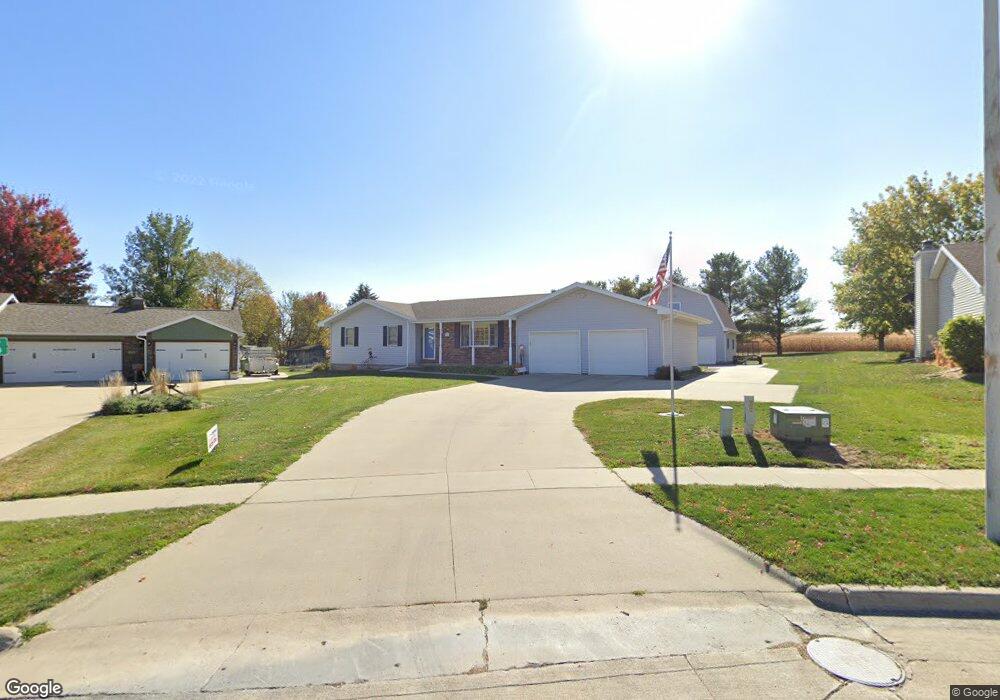 1621 S 12th Ave E, Newton, IA 50208 - photo 1