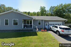 34 Riverside Dr, Groveton, NH 03582