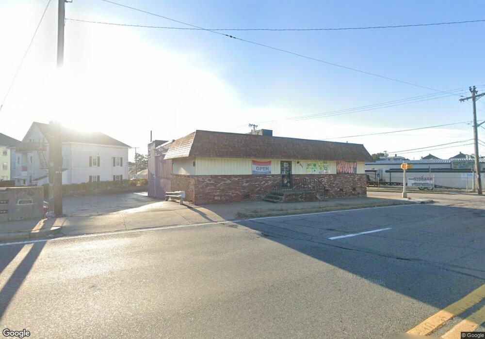 805 Broadway, Pawtucket, RI 02861 - photo 1