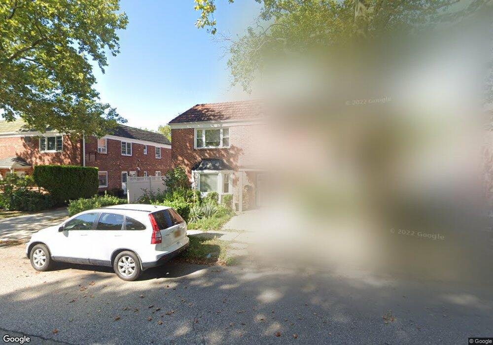 73-48 199th St, Flushing, NY 11366 - photo 1