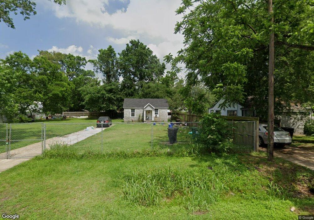 9410 Sundown Dr, Houston, TX 77016 - photo 1