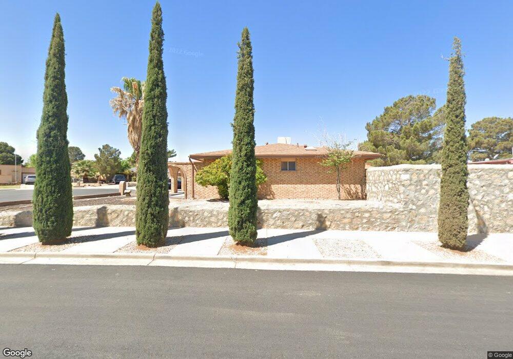 1921 Crow Dr, El Paso, TX 79935 - photo 1
