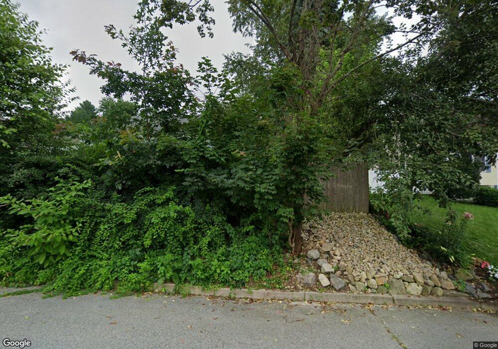 40 Fox Run Dr, Burrillville, RI 02830 - photo 1