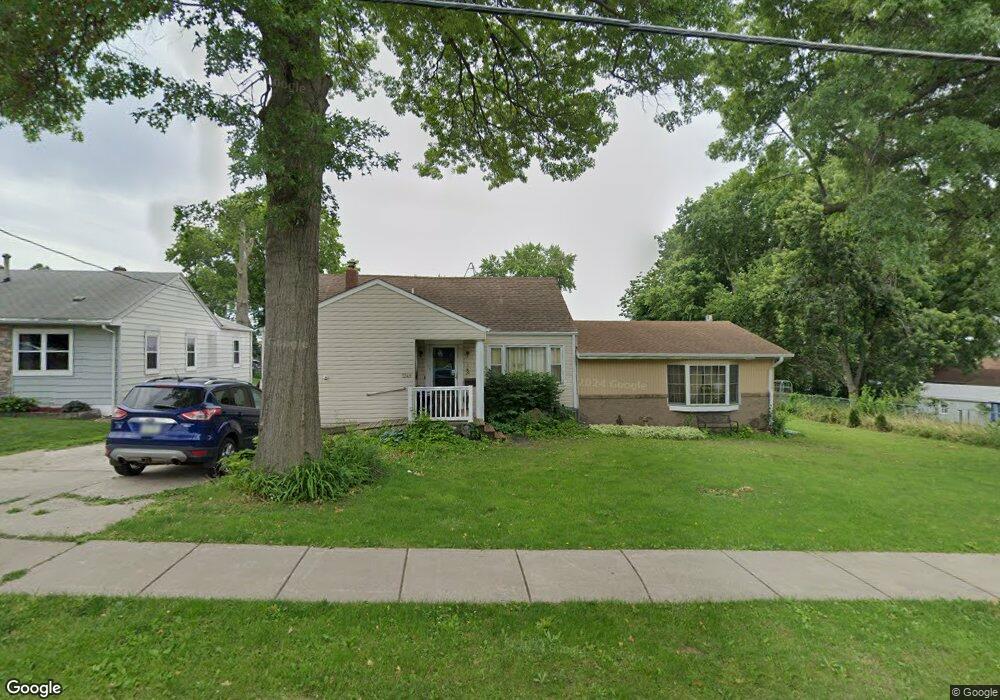 3249 State Ave, Des Moines, IA 50317 - photo 1