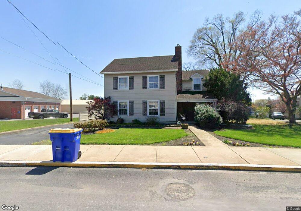 426 E Main St, New Holland, PA 17557 - photo 1