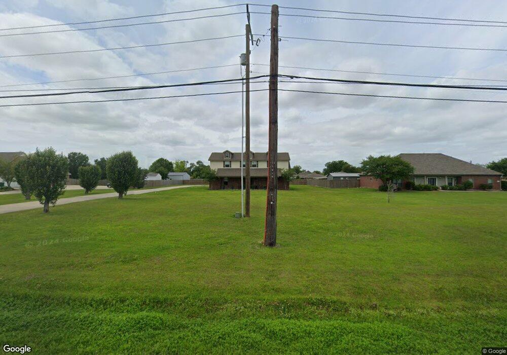 5386 Lake St, Lake Charles, LA 70605 - photo 1