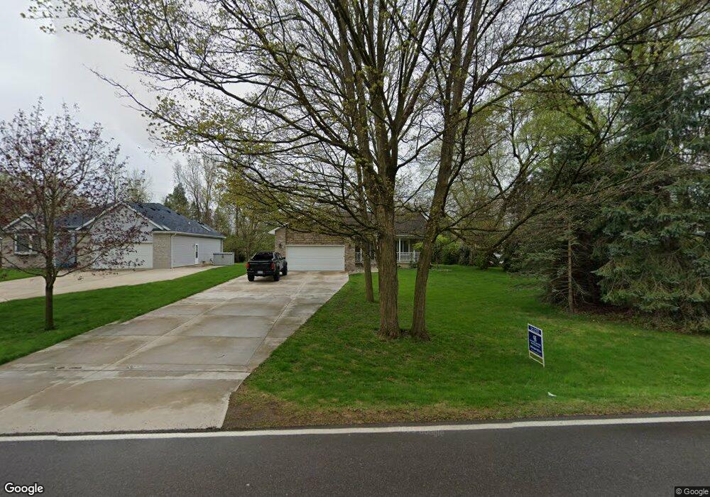 9315 Hill Rd, Swartz Creek, MI 48473 - photo 1