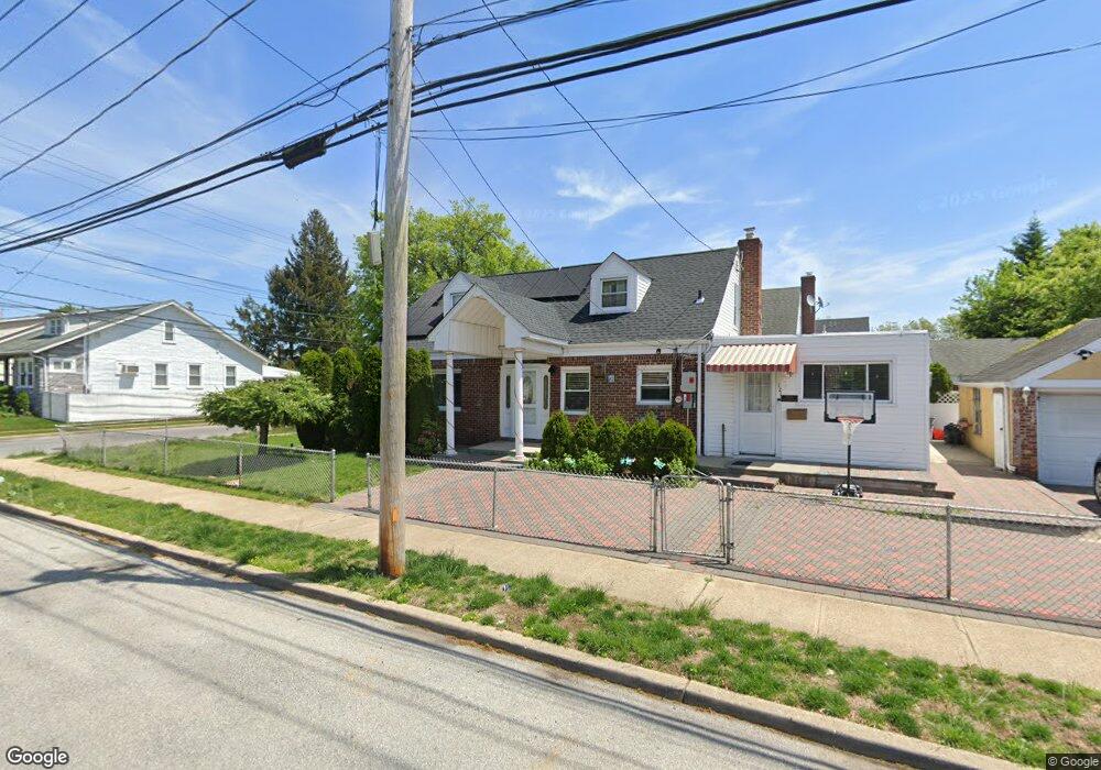 121 James St, Franklin Square, NY 11010 - photo 1